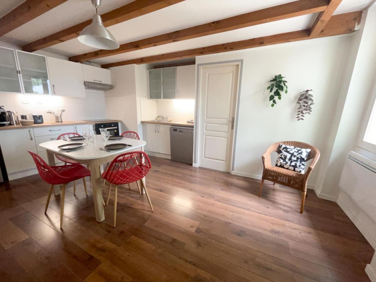 Spacieux Duplex Central Avec Terrasse Tropezienne Salon-de-Provence Buitenkant foto